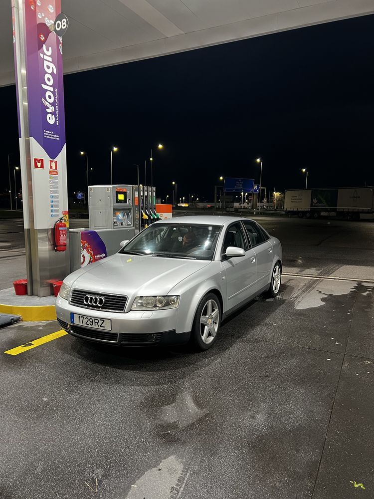 Vendo audi A4 B6 1.9TDi 130cv