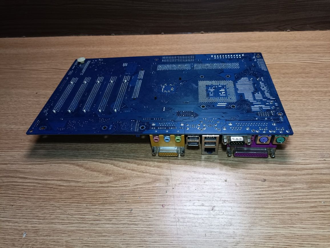 Материнская плата asrock k7vt4a+ рабочая