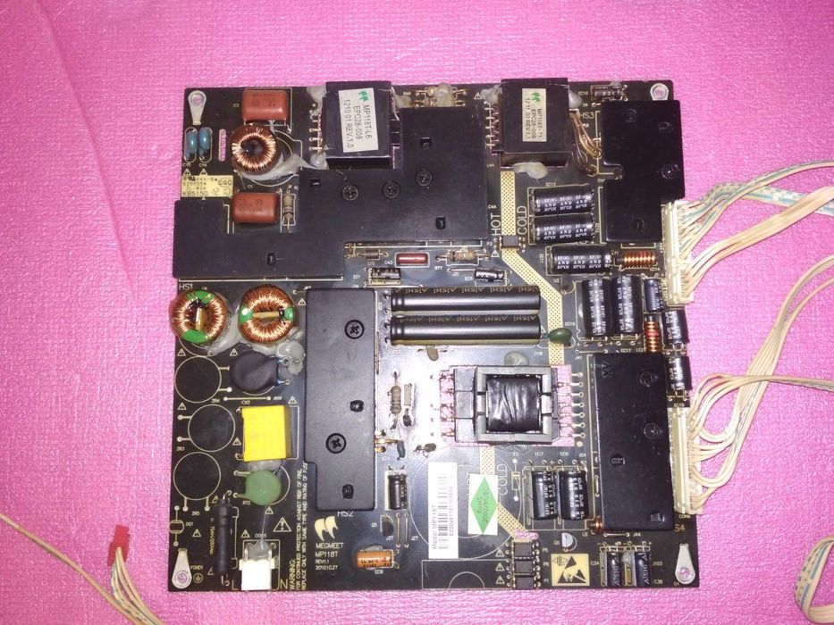 Blaupunkt 32/173i-GB-5B-1HBKU-DE--разборка битого