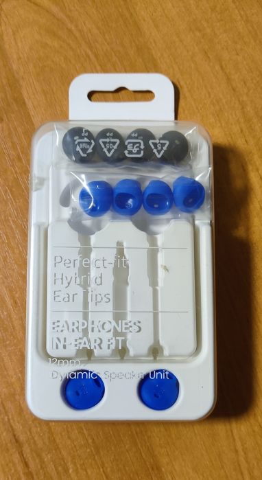 Амбушури наушники samsung/чехол JBL Live 650 BT