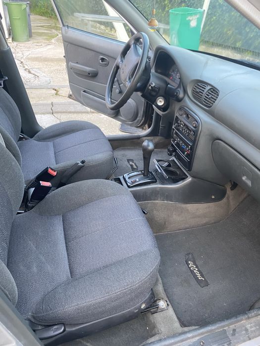 Hyundai Accent 1.3 Caixa AUTOMÁTICA