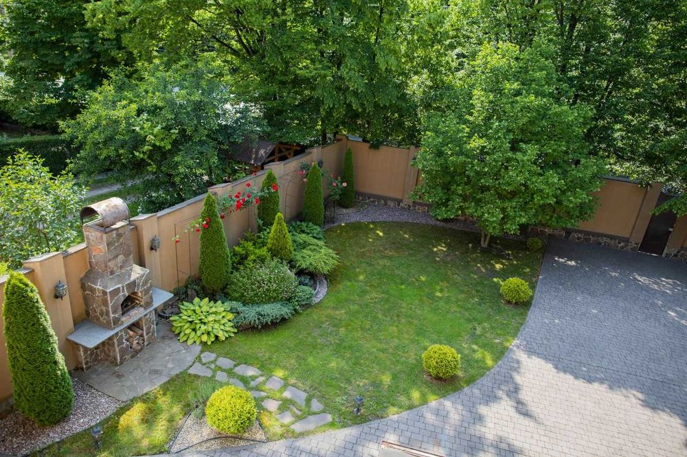 Особняк у парку ШЕВЧЕНКА