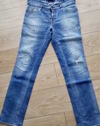 GUESS Spodnie jeansy Britrocker Slim Tapered