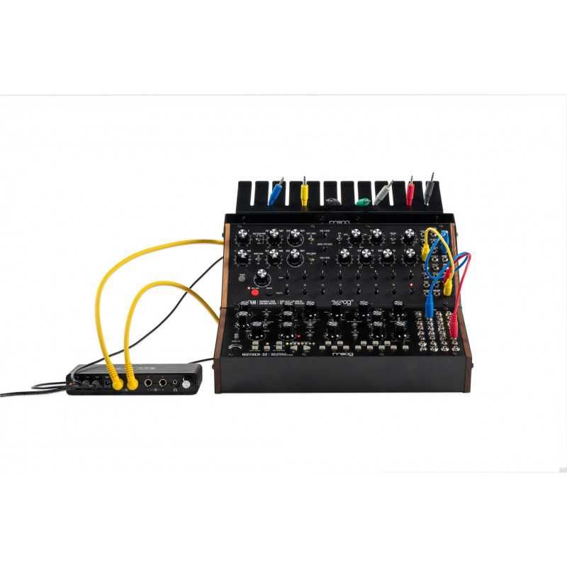 Moog Sound Studio Mother-32 & DFAM
Syntezator