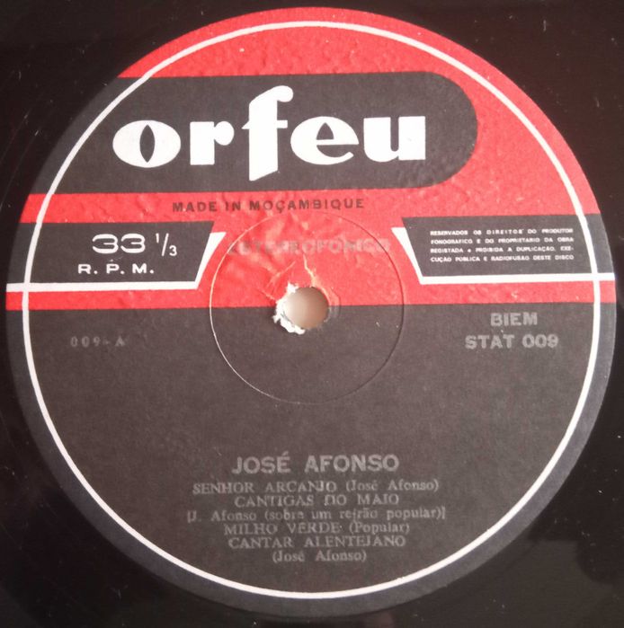 José Afonso	- - - - -		Cantigas do Maio	- - - - -	LP