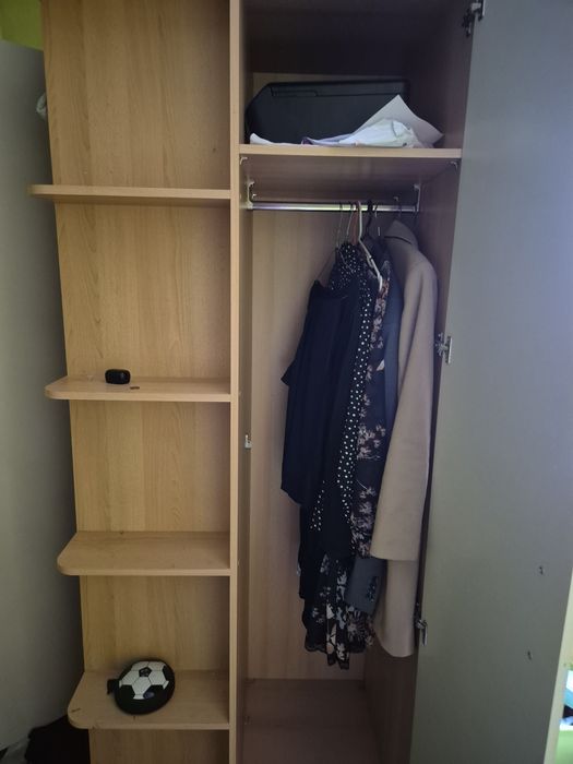 Oddam szafę narożna