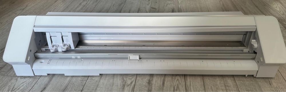 Ploter tnący Silhouette Cameo 4 Pro Max. szerokość cięcia - do 609 mm