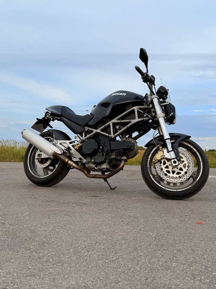 Ducati monster 620 ie 2004