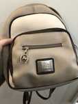Mochila bege cavalinho