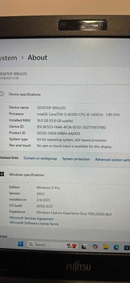 Fujitsu LifeBook E558 Core i5 - 16GB - 512GB SSD