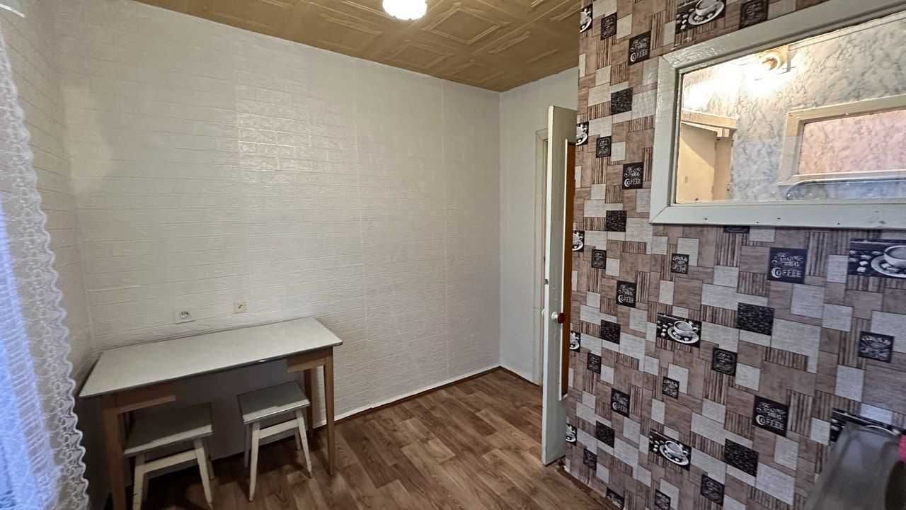 2 кім з КОСМЕТИКОЮ район НЕЗАЛЕЖНОСТІ (Титова) (712420)