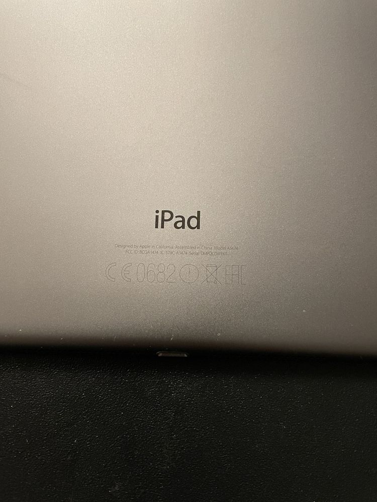Apple Ipad air 1st gen