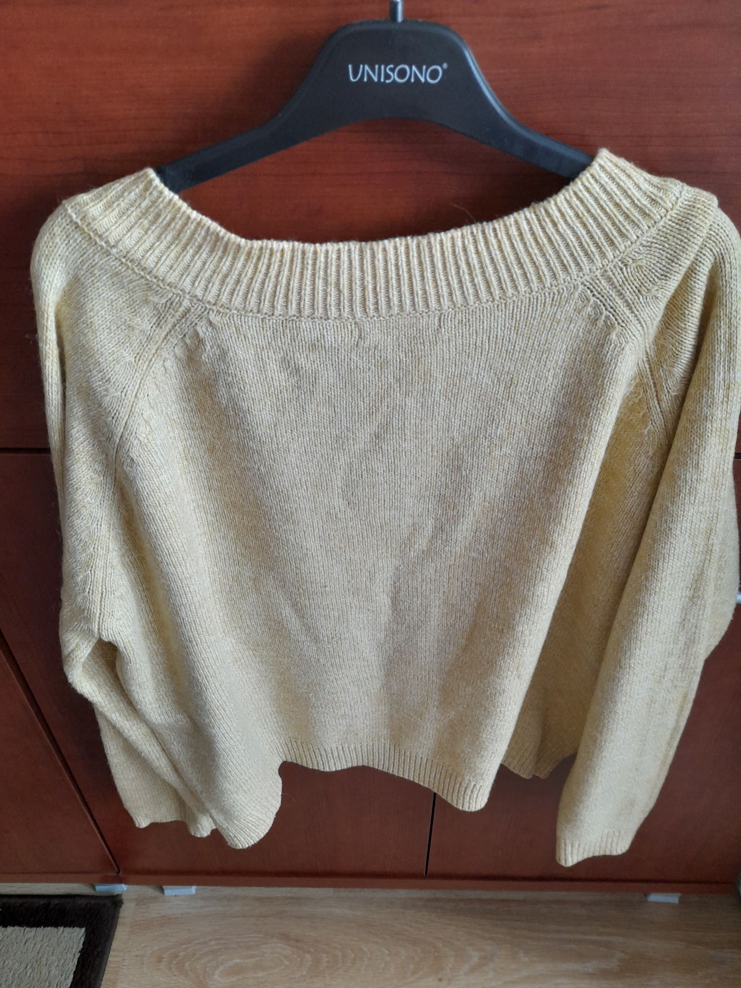 Sweter damski M żółty