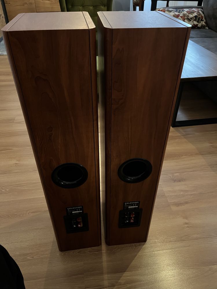 Kolumny Celestion f 30