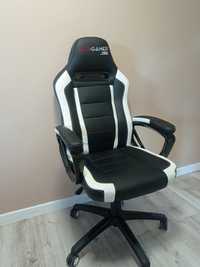 Fotel obrotowy Pro Gamer atilla