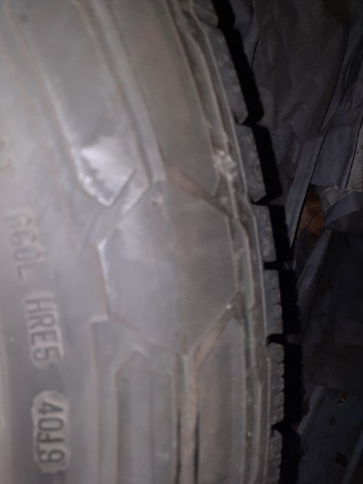 Opony zimowe 215/65/16c continental vancontact winter