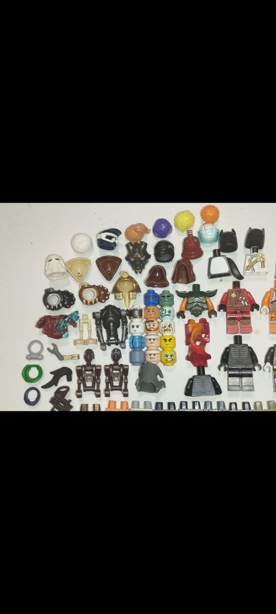 Lego,деталі от фігурок,аксесуари