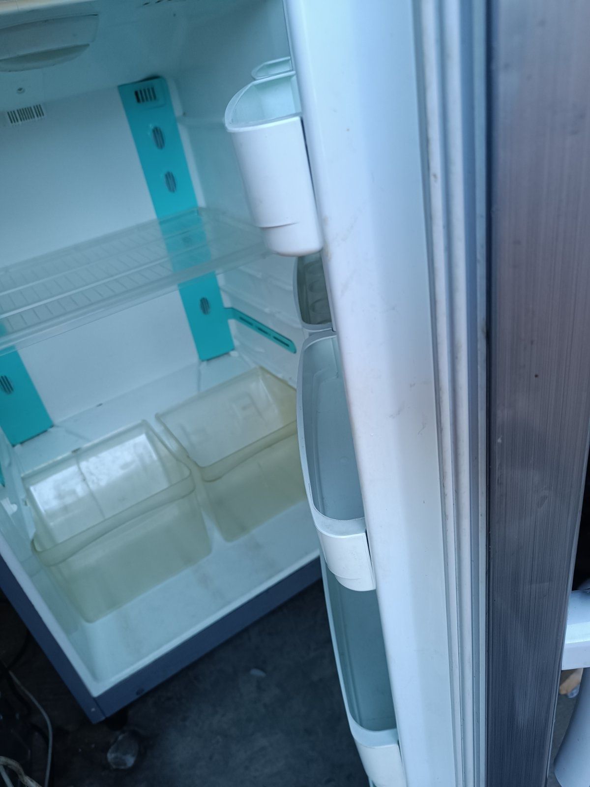 Холодильник Деоо