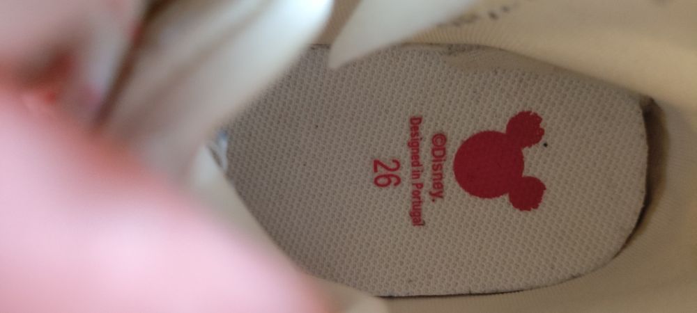 Tênis criança novos