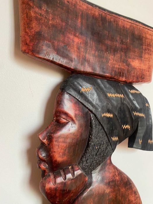 Escultura arte africana em pau preto