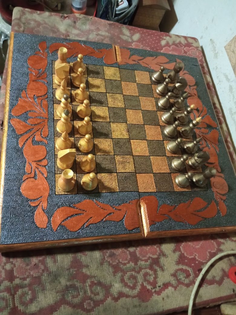 Шахматна-нардова доска
