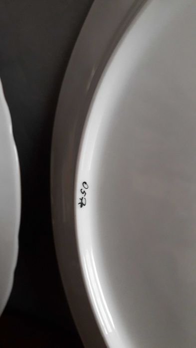 dwa talerze KPM Berlin Rocaille 1 wyrób