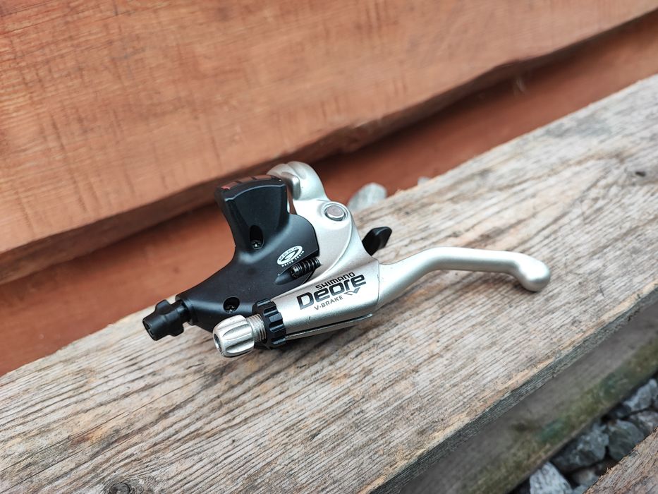 Lewa klamkomanetka rowerowa Shimano Deore M510 3s Retro MTB