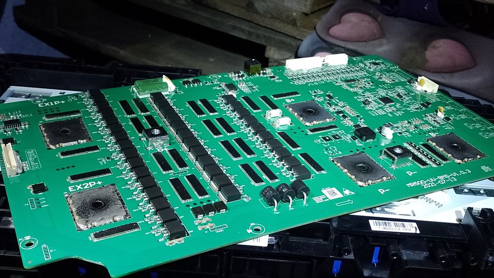 Bms плата от EcoFlow Delta Pro на 48v