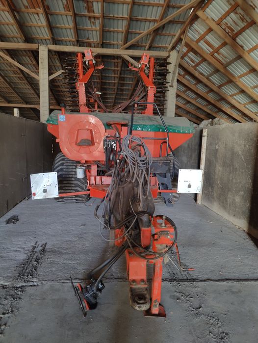 Сеялка пневматическая KUHN Moduliner ML2800