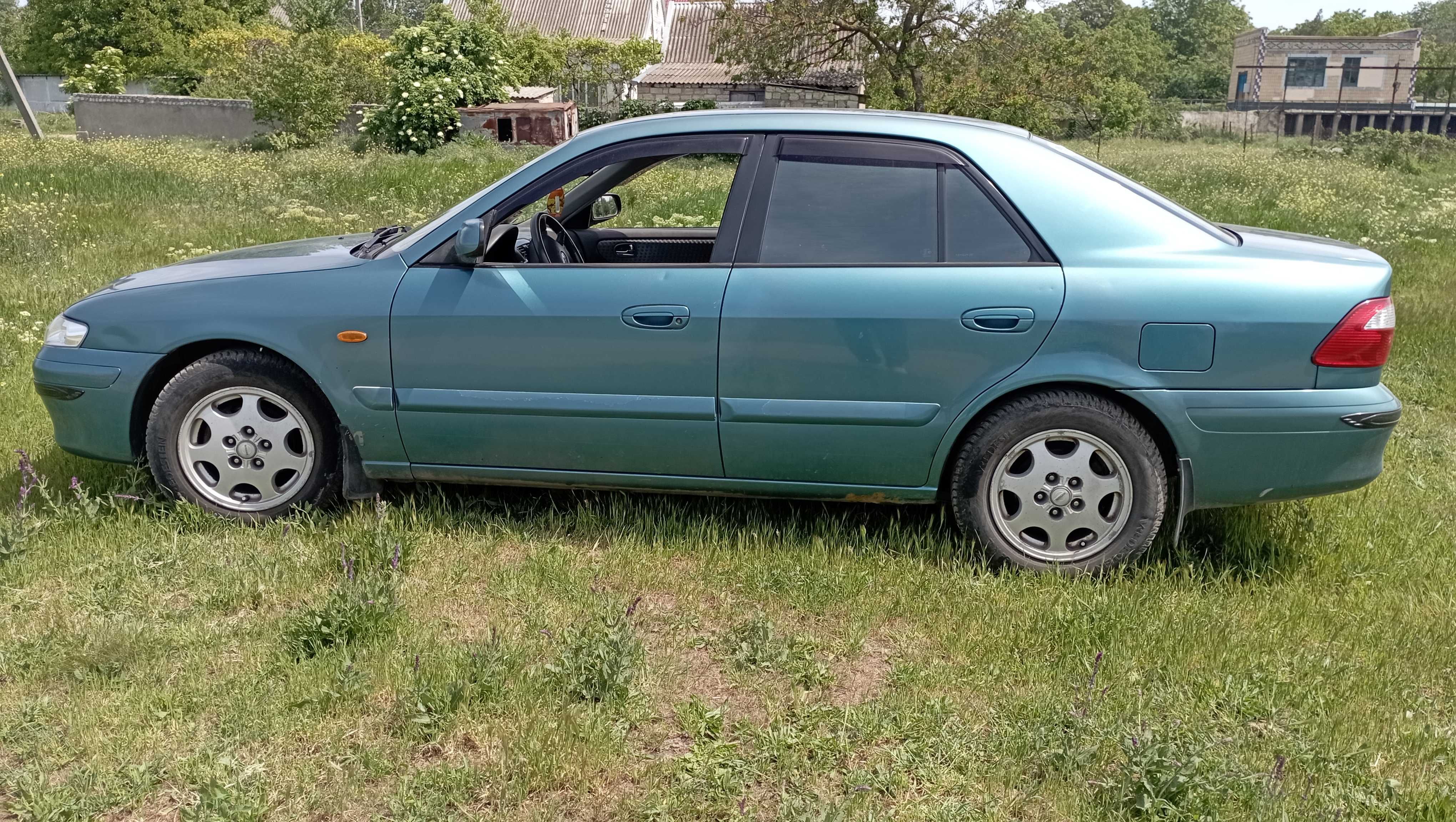 Продам mazda 626