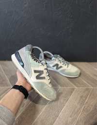 Жіночі кросівки new balance 996