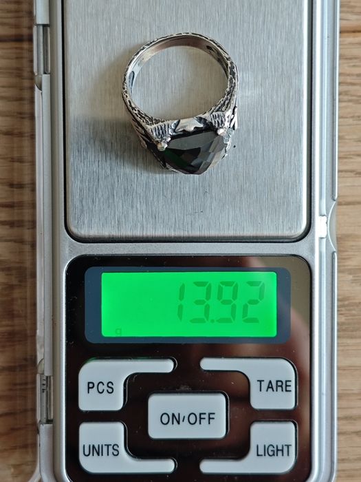 Шикарний срібний перстень з оніксом