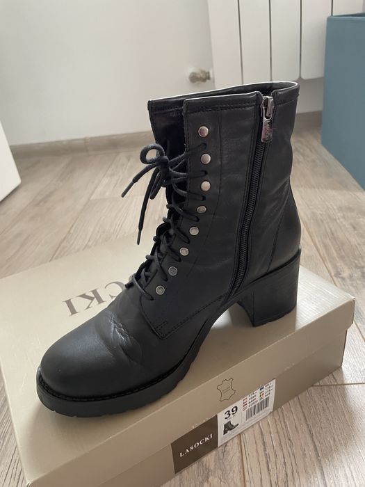 Czarne skórzane botki Lasocki, rozm.39