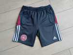 Adidas spodenki piłkarskie sportowe r. 152 cm