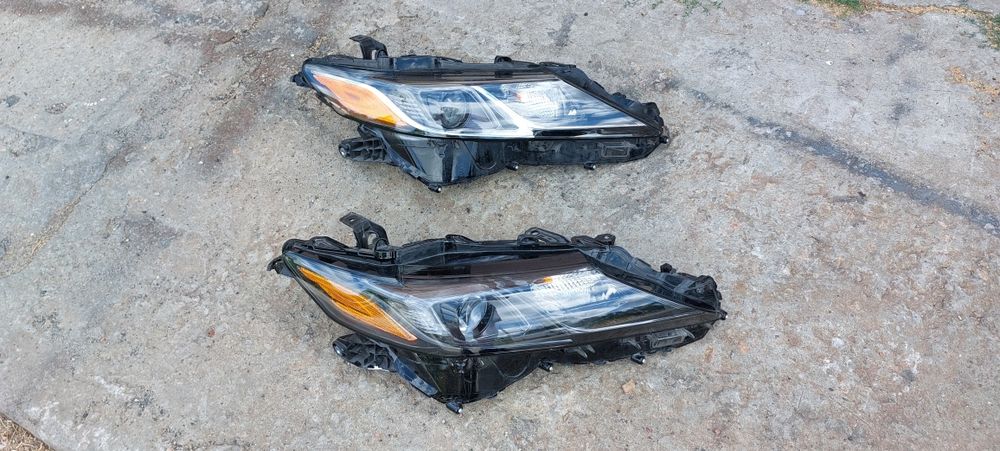 Фара Toyota Camry 70 usa правая Америка права оптика