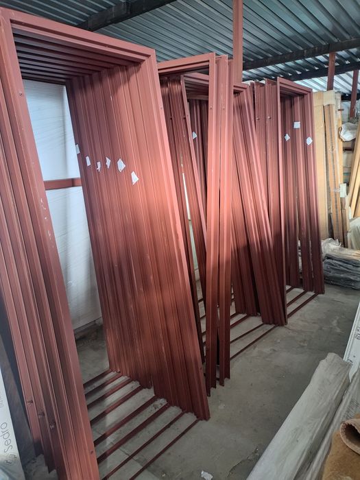 ościeżnica metalowa uniwersalna, stalowa, malowana, futryna