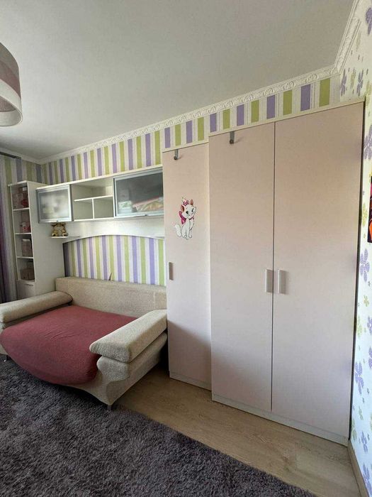 Меблі в дитячу кімнату/кабінет/спальню