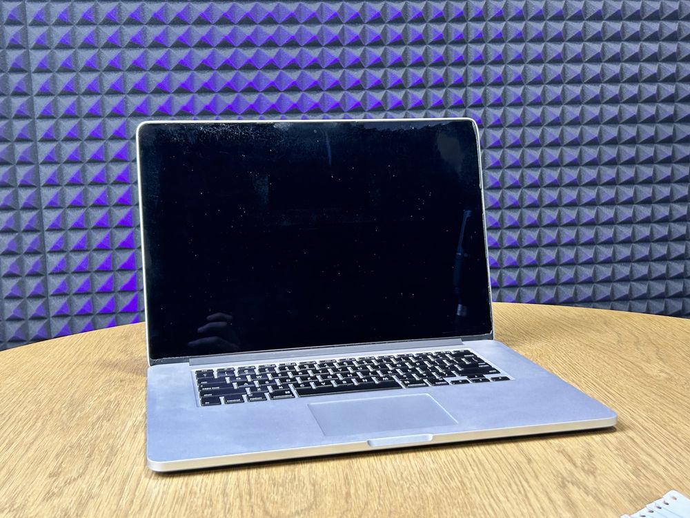 MacBook Pro 15" 2015 i7/16/512gb