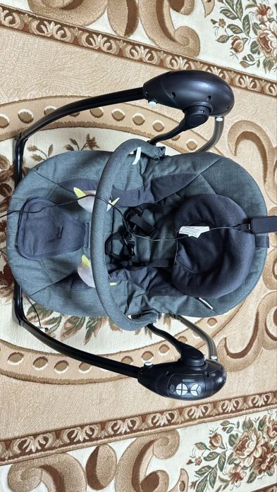 Продам дитяче крісло-гойдалку