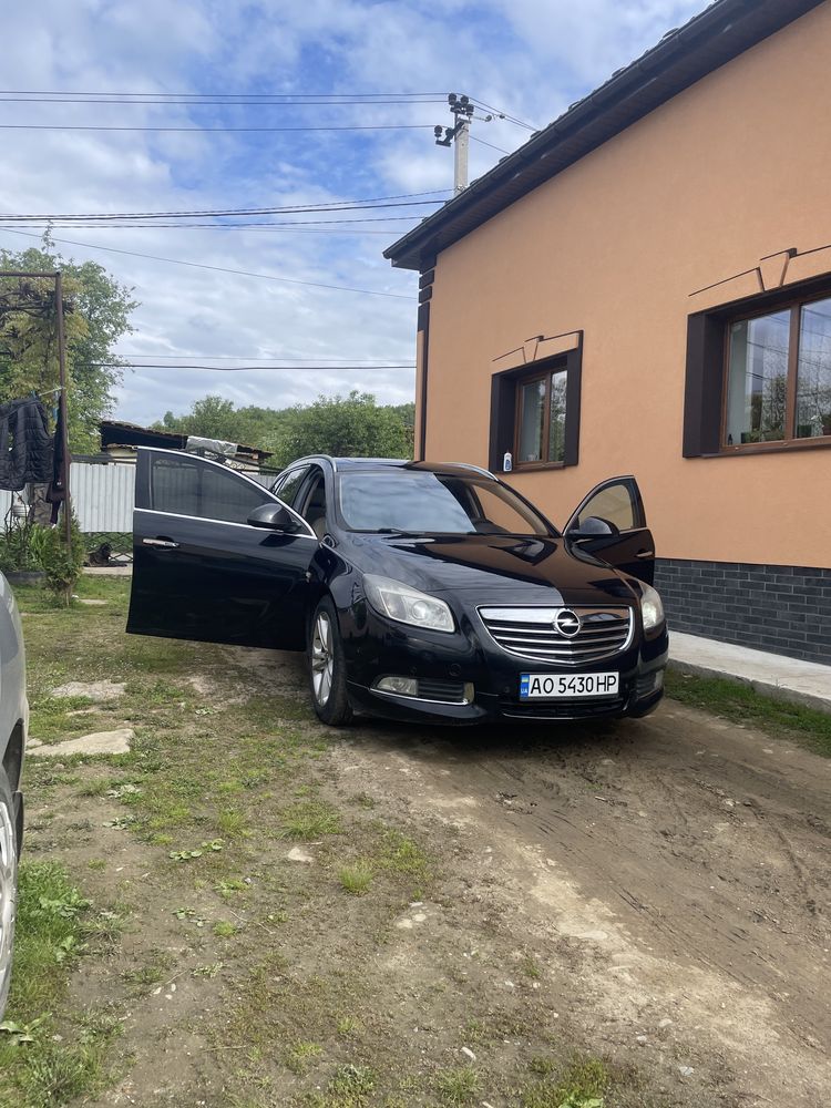 Opel insignia sports turer 4x4 opc line