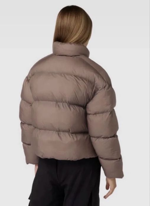 Продам жіночу куртку, пуховик Puma, розмір М