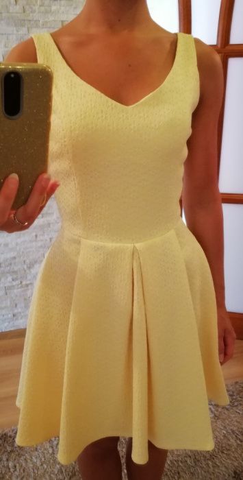Trapezowa sukienka rozmiar 36