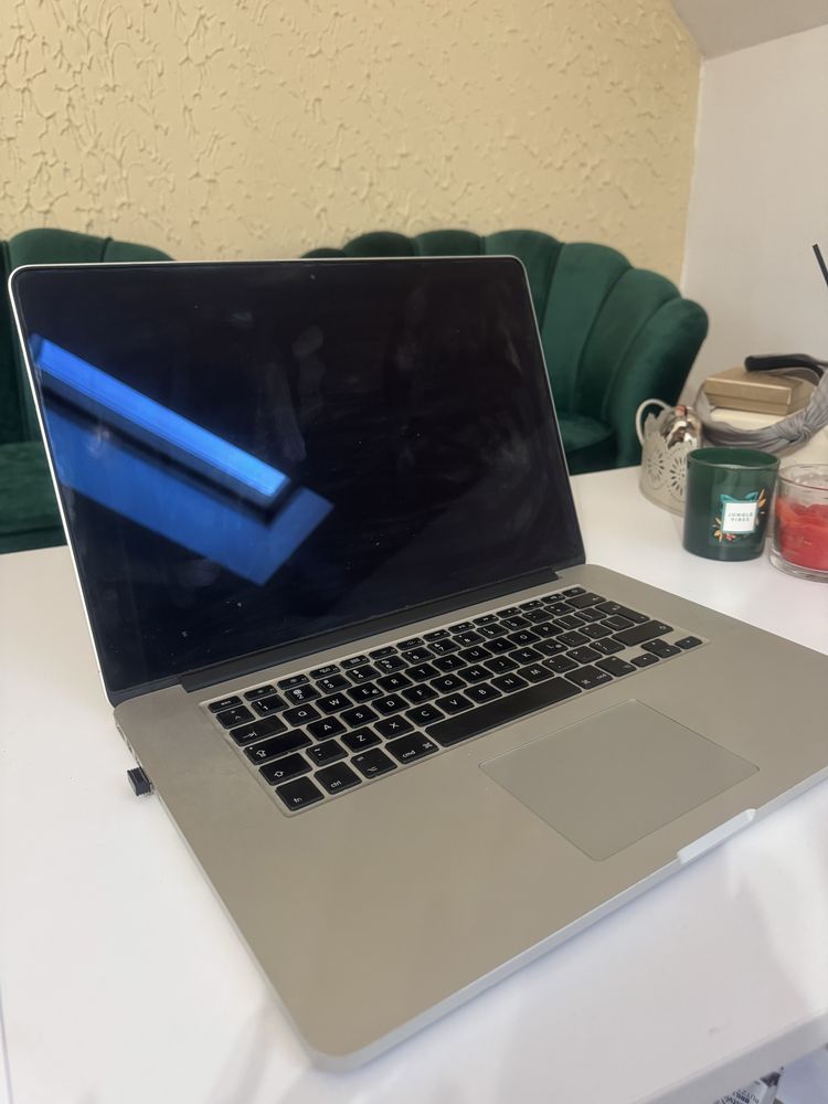 MacBook Pro Retina 15” (A1398) i716GB RAM | 1 TB SSD | Sprawny