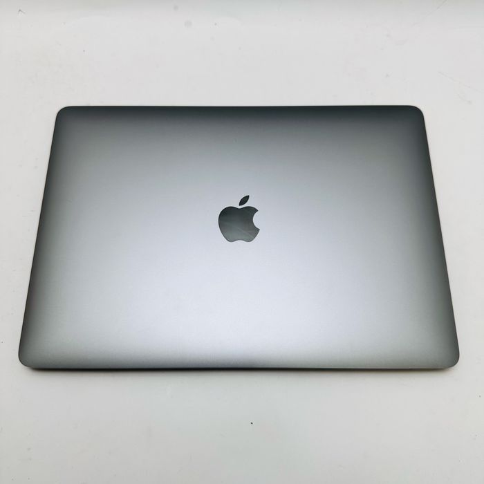 MacBook Air 13" 2020 M1 Space Gray 8GB 256Gb SSD
