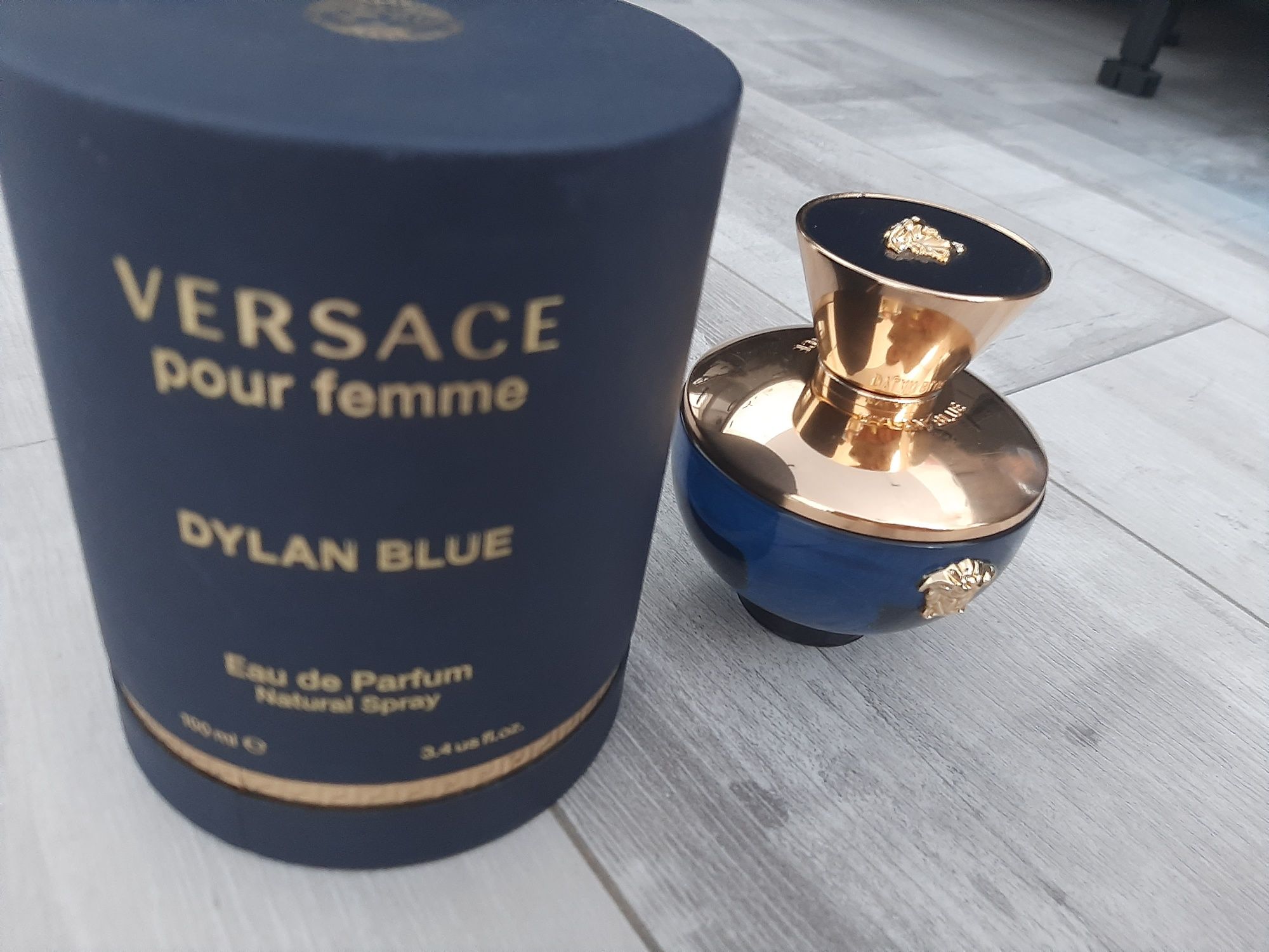 Духи Versace Dylan Blue шикарные,с США Америка!Оригинал 10000!Скидка!