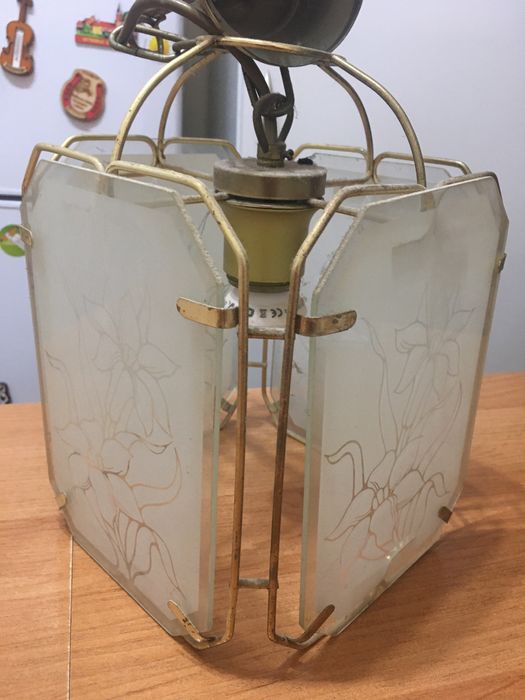 Lampa sufitowa szkło mleczno złota