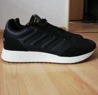 Buty Sportowe Adidas - RUN 70s (EE9758) CZARNY (roz. UK: 9, US: 9,5)