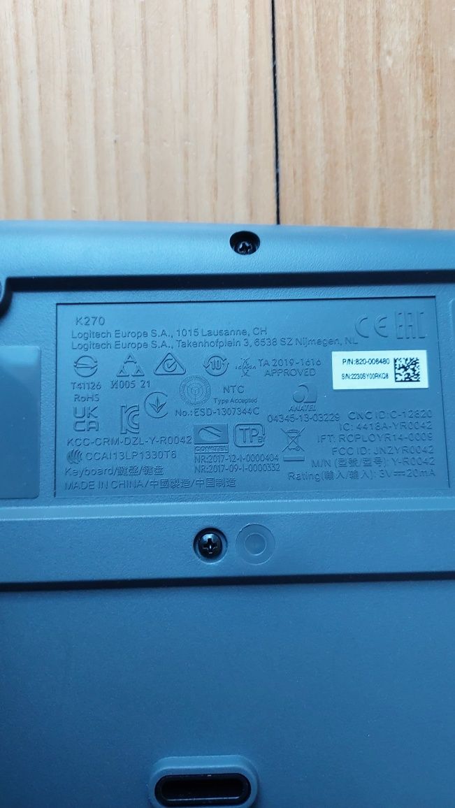 Zestaw bezprzewodowy klawiatura i mysz Logitech K270