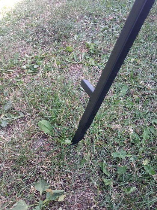 Grill ogrodowy podwieszany