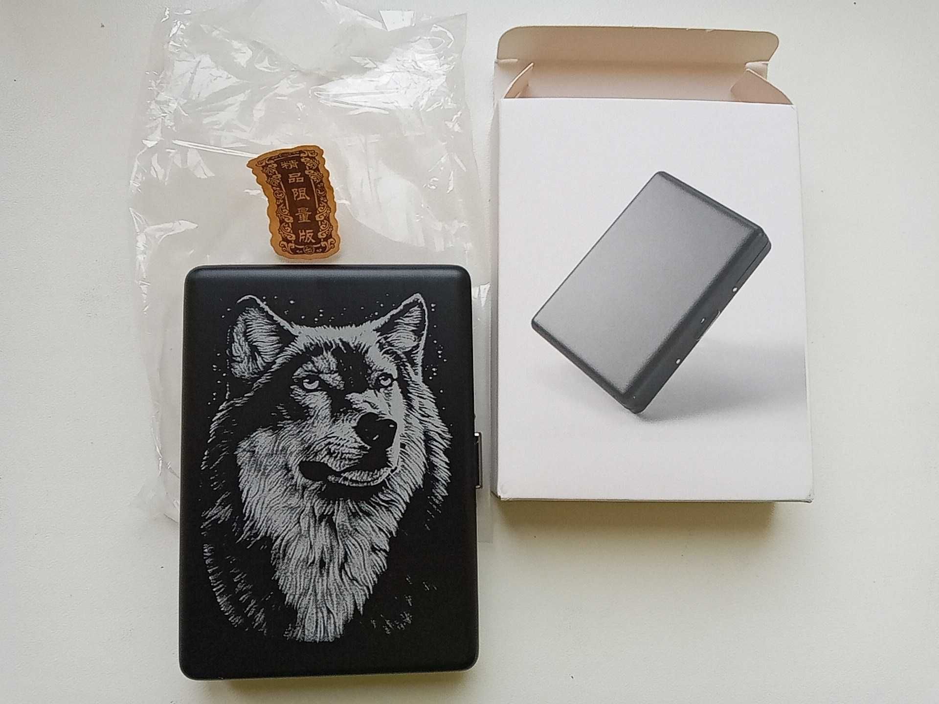 Кейс (алюміній) з зображенням вовка (75x105х19мм)